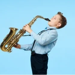 child-plays-saxophone-in-newwestmusic